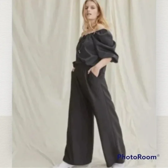 Elizabeth and James Black wide leg pockets wear anytime pants - Picture 1 of 8